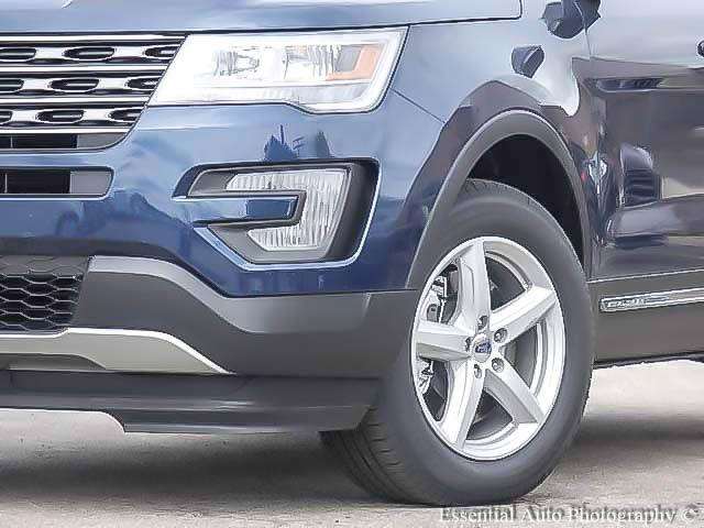 Ford Explorer 2017 photo 2